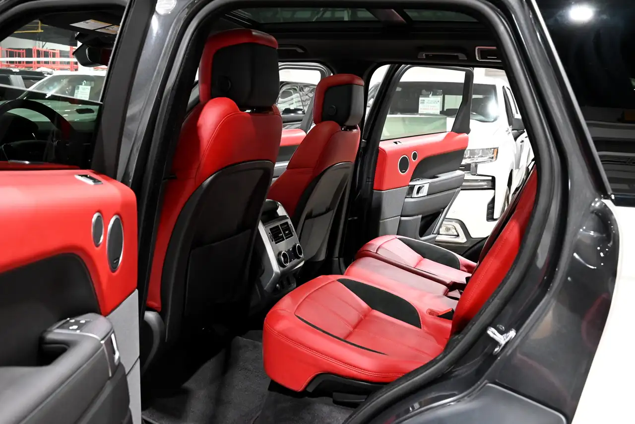 Land Rover Range Rover Sport - Image 22