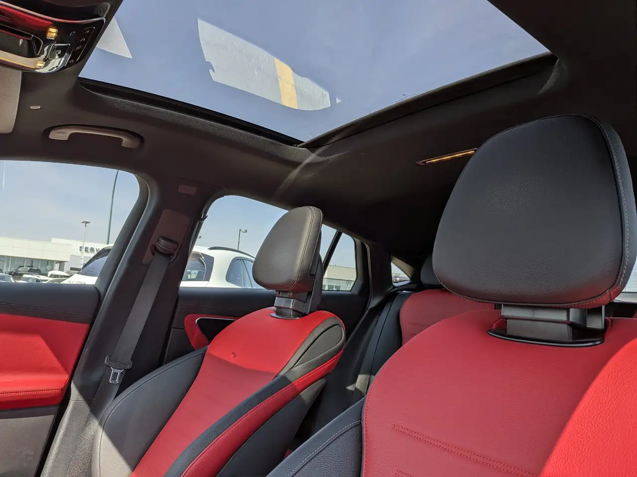 Mercedes-Benz GLC - Image 8