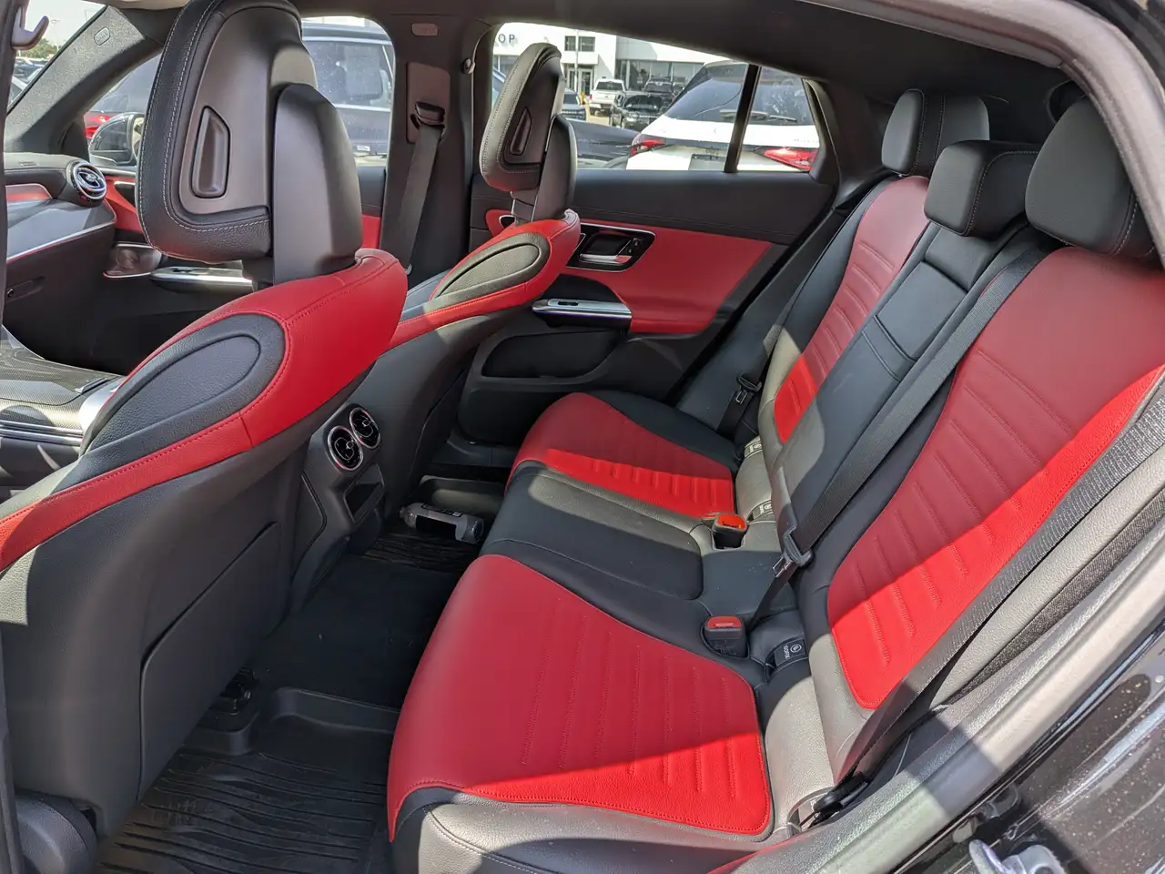 Mercedes-Benz GLC - Image 9