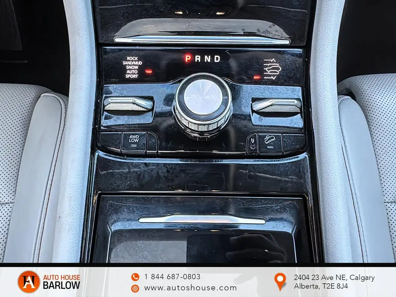 Jeep Grand Cherokee - Image 17