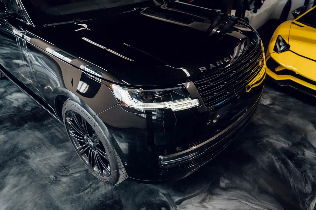 Land Rover Range Rover - Image 3