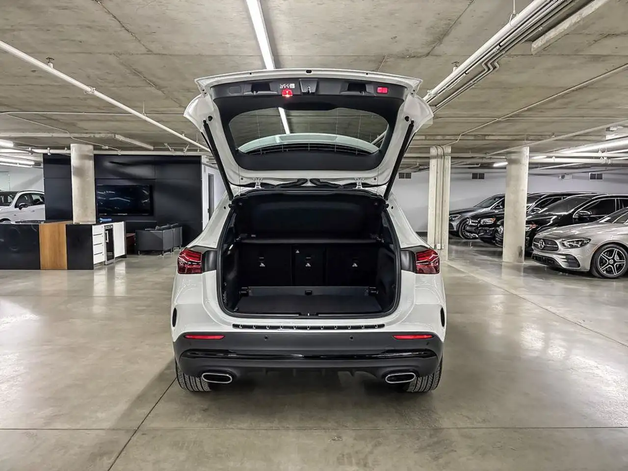 Mercedes-Benz GLA - Image 19