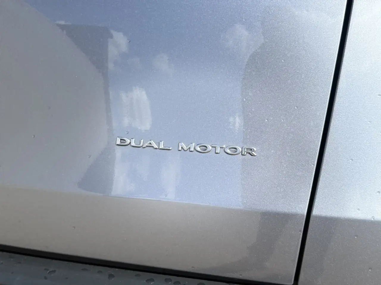 Tesla Model Y - Image 8