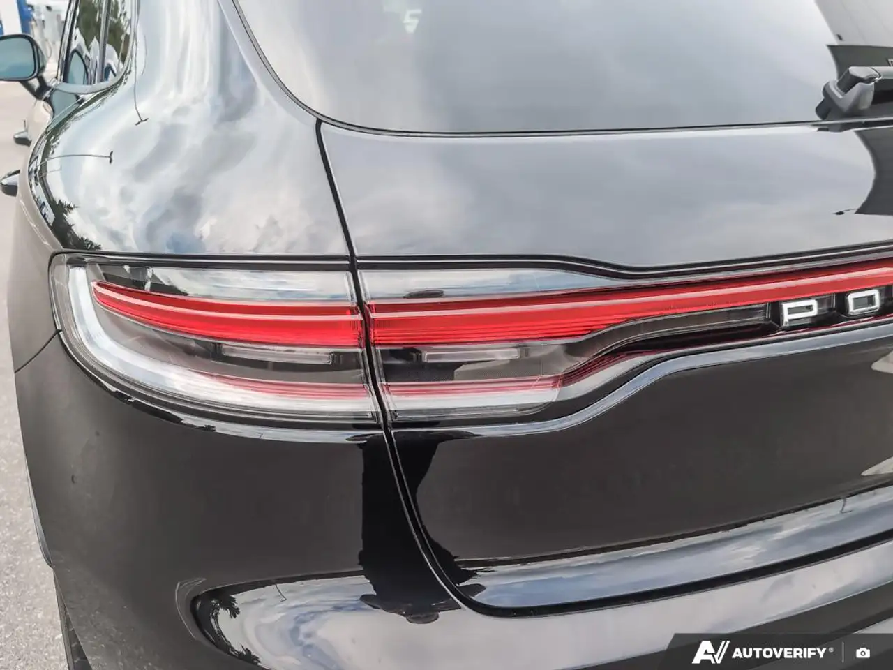 Porsche Macan - Image 11