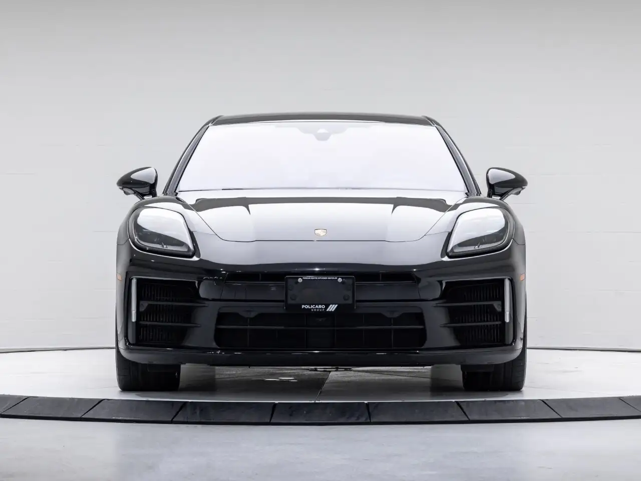 Porsche Panamera - Image 5