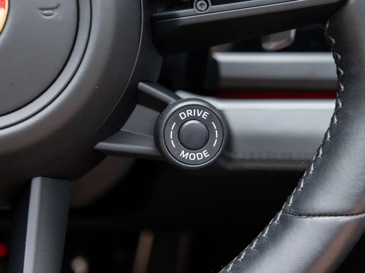 Porsche Panamera - Image 15