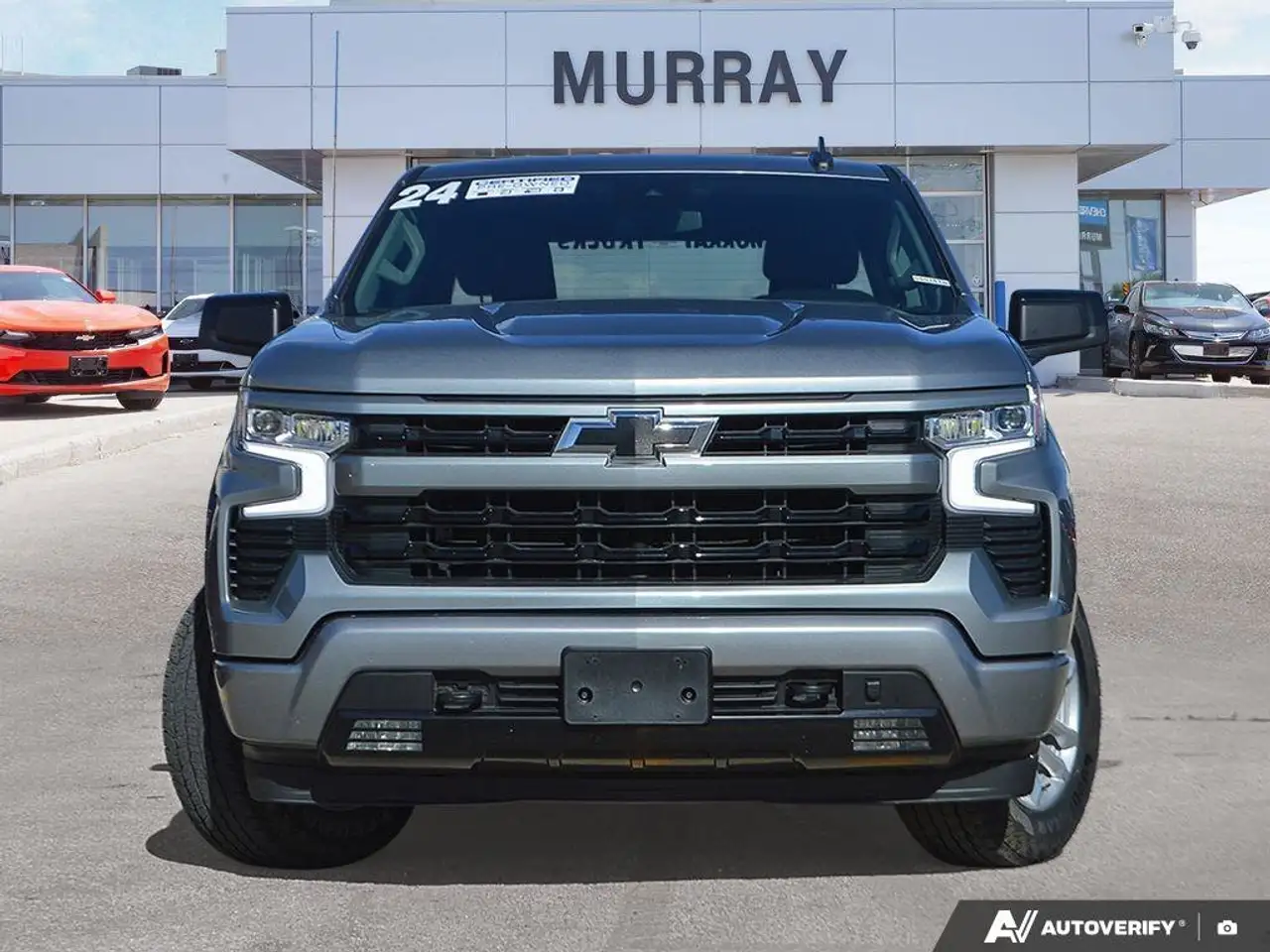 Chevrolet Silverado 1500 - Image 2