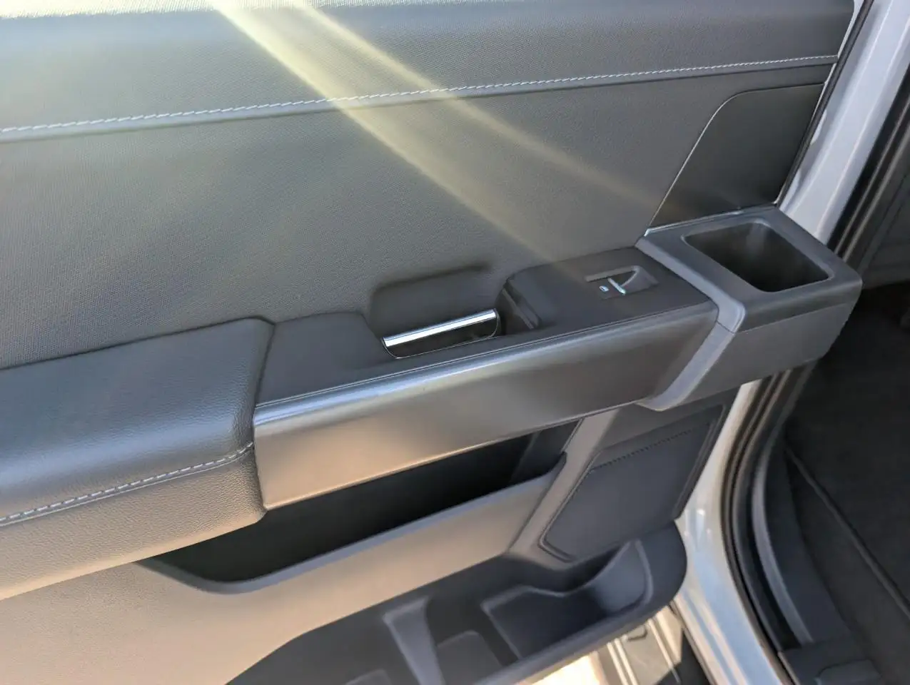 Ford F-150 - Image 17