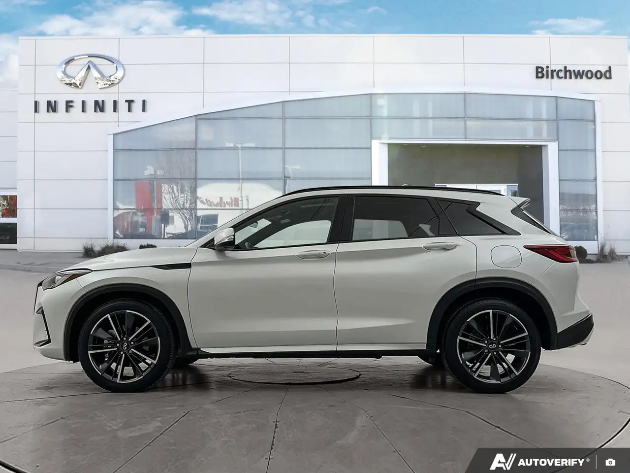 Infiniti QX50 - Image 5