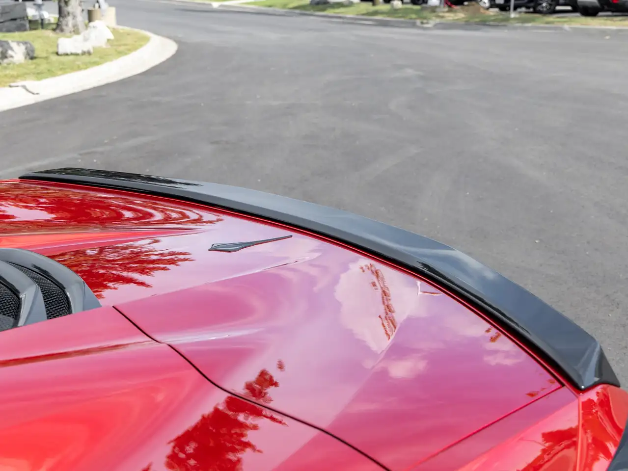 Chevrolet Corvette - Image 9