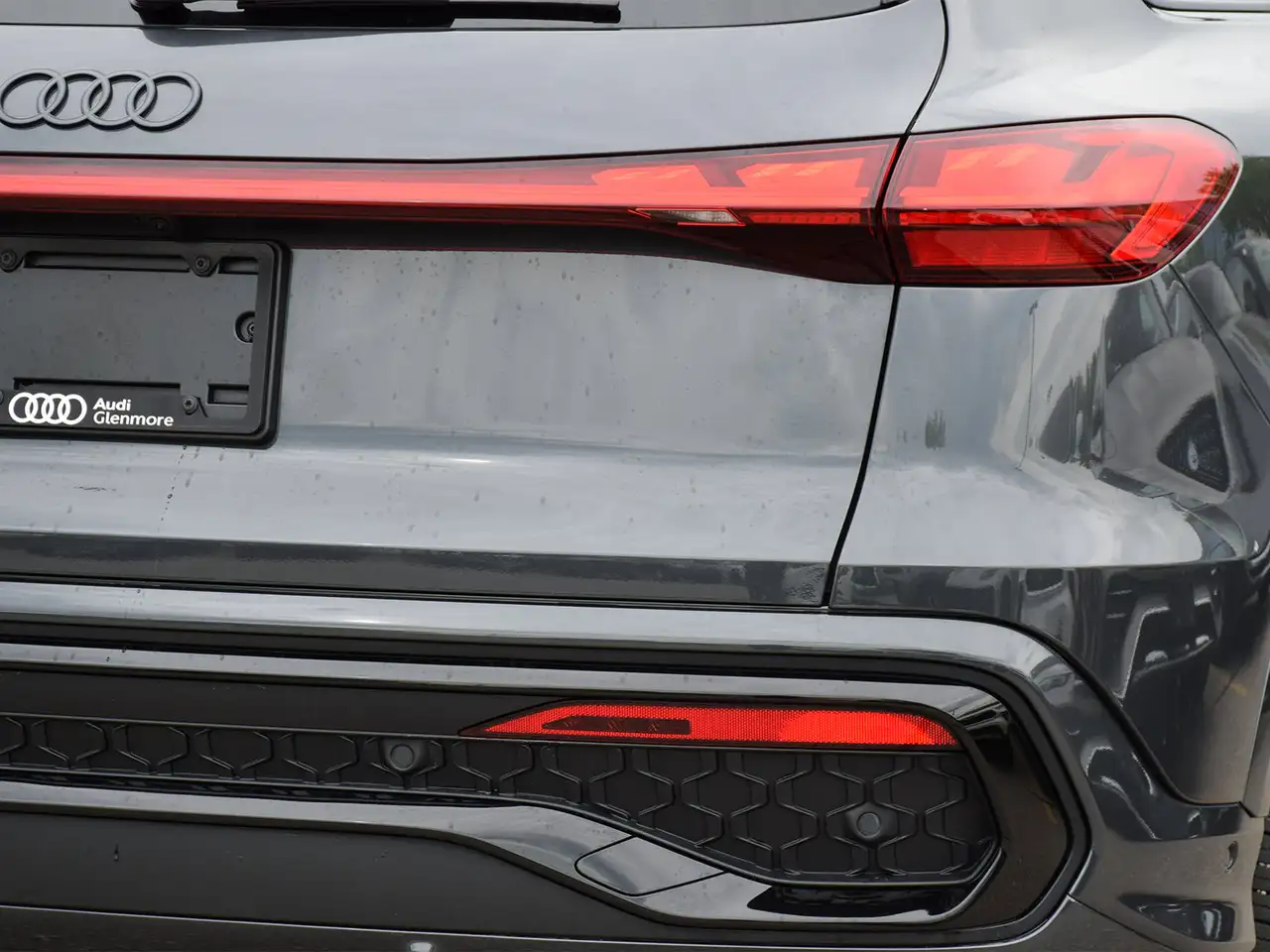 Audi SQ5 - Image 9