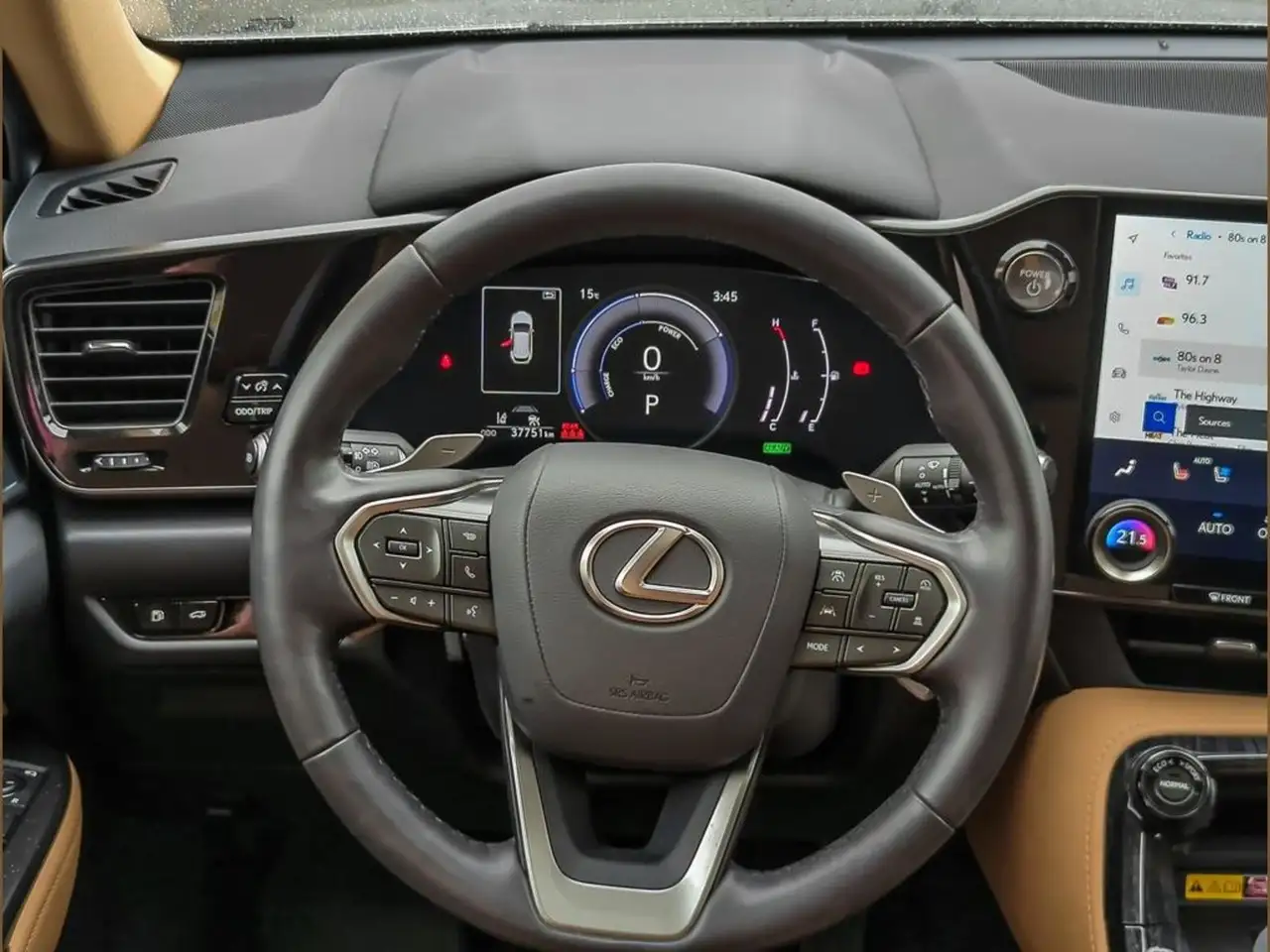 Lexus NX - Image 14