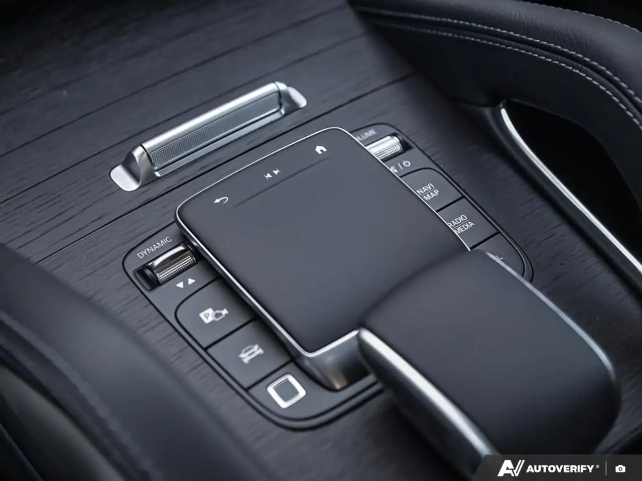 Mercedes-Benz GLE - Image 18