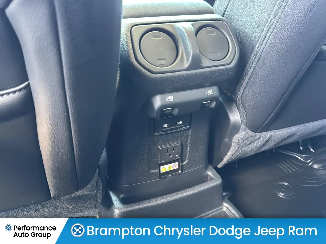 Jeep Wrangler - Image 13