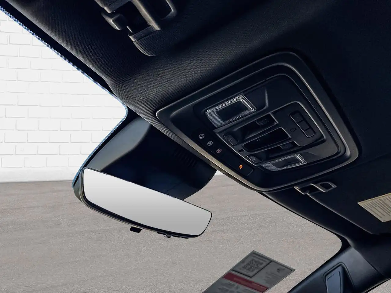 Chevrolet Silverado 1500 - Image 25