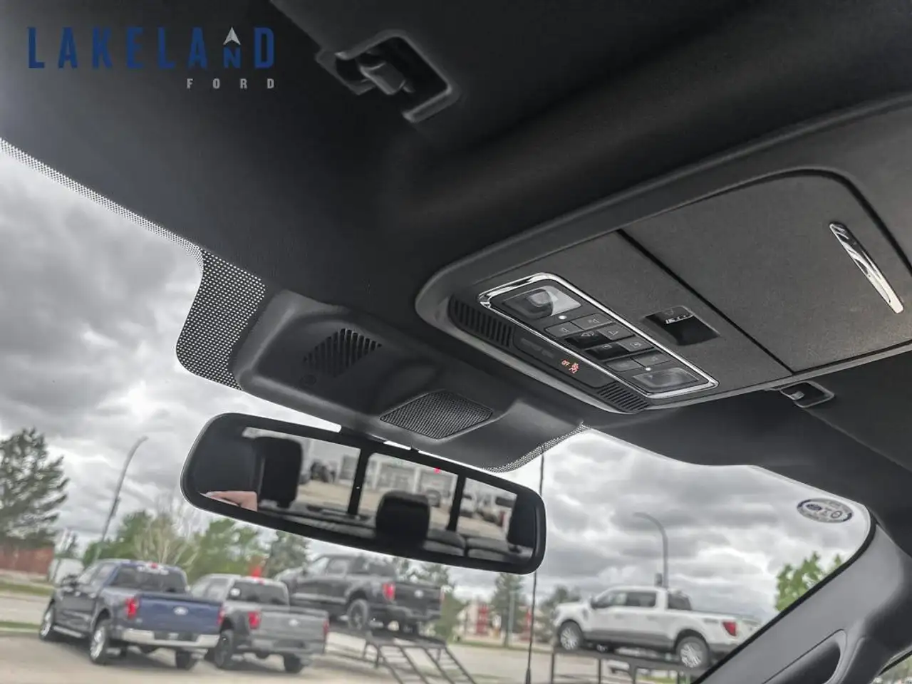 Ford F-150 - Image 22