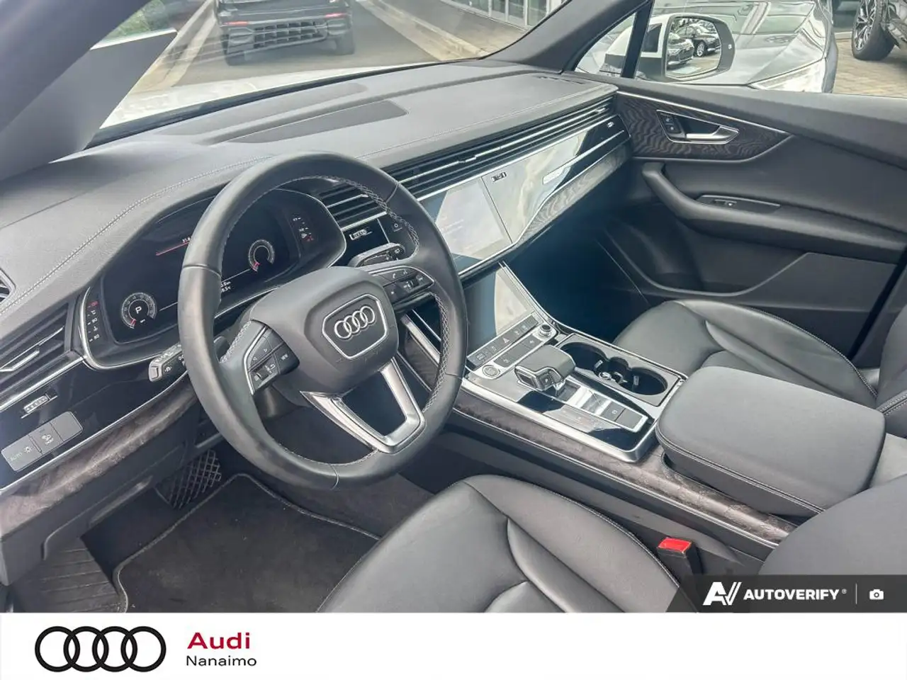 Audi Q7 - Image 14