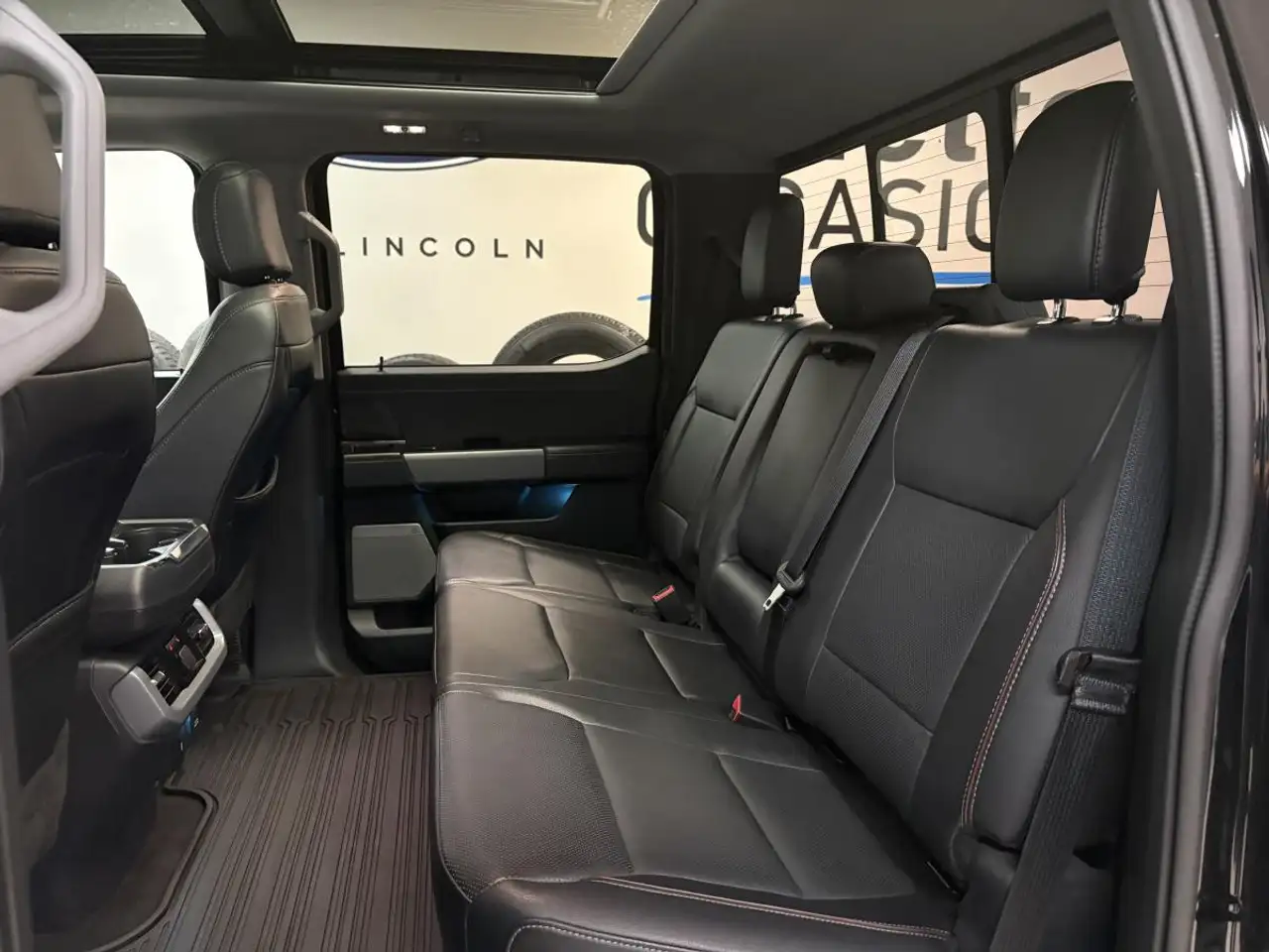 Ford F-150 - Image 22