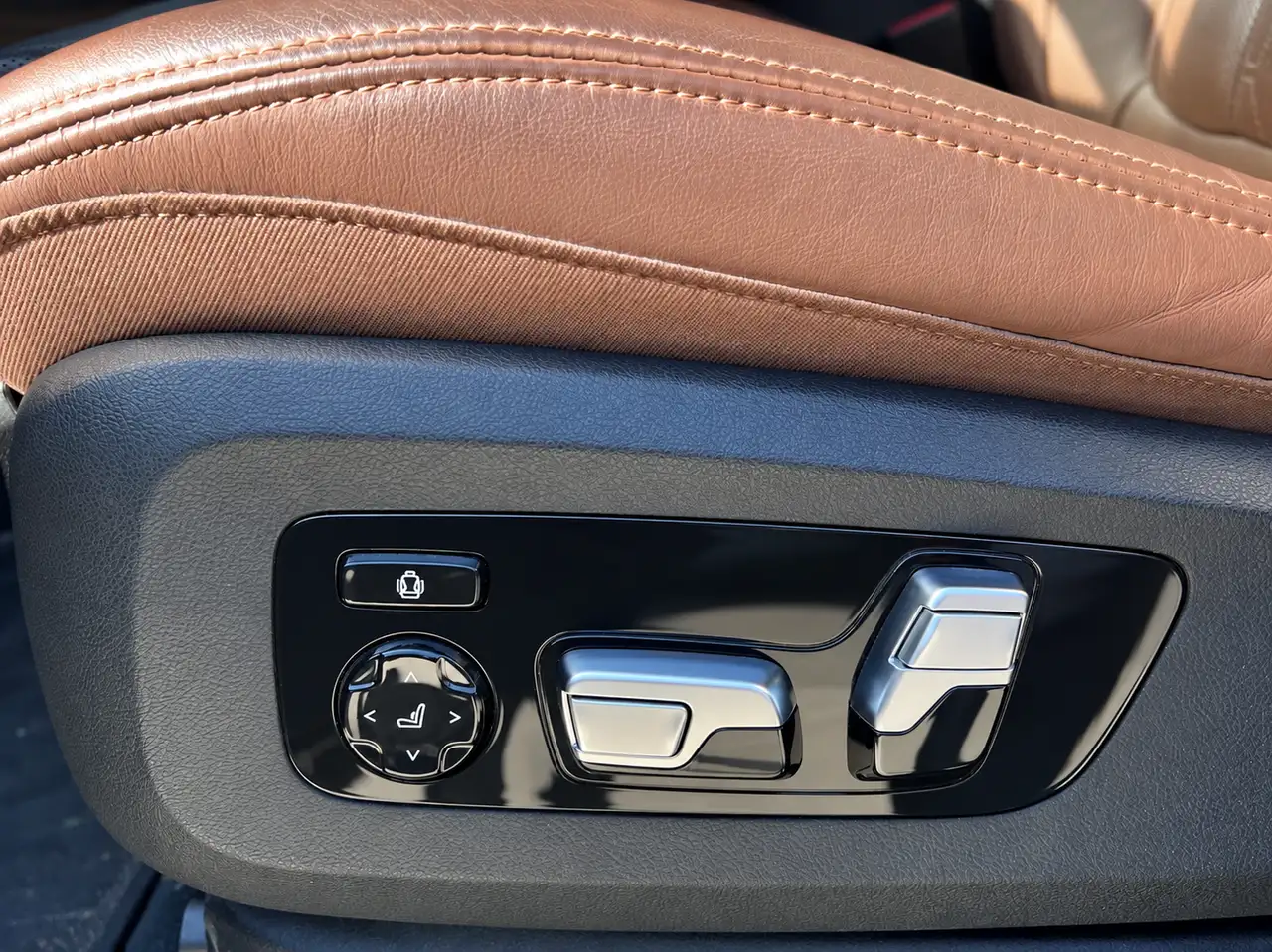 BMW X7 - Image 19