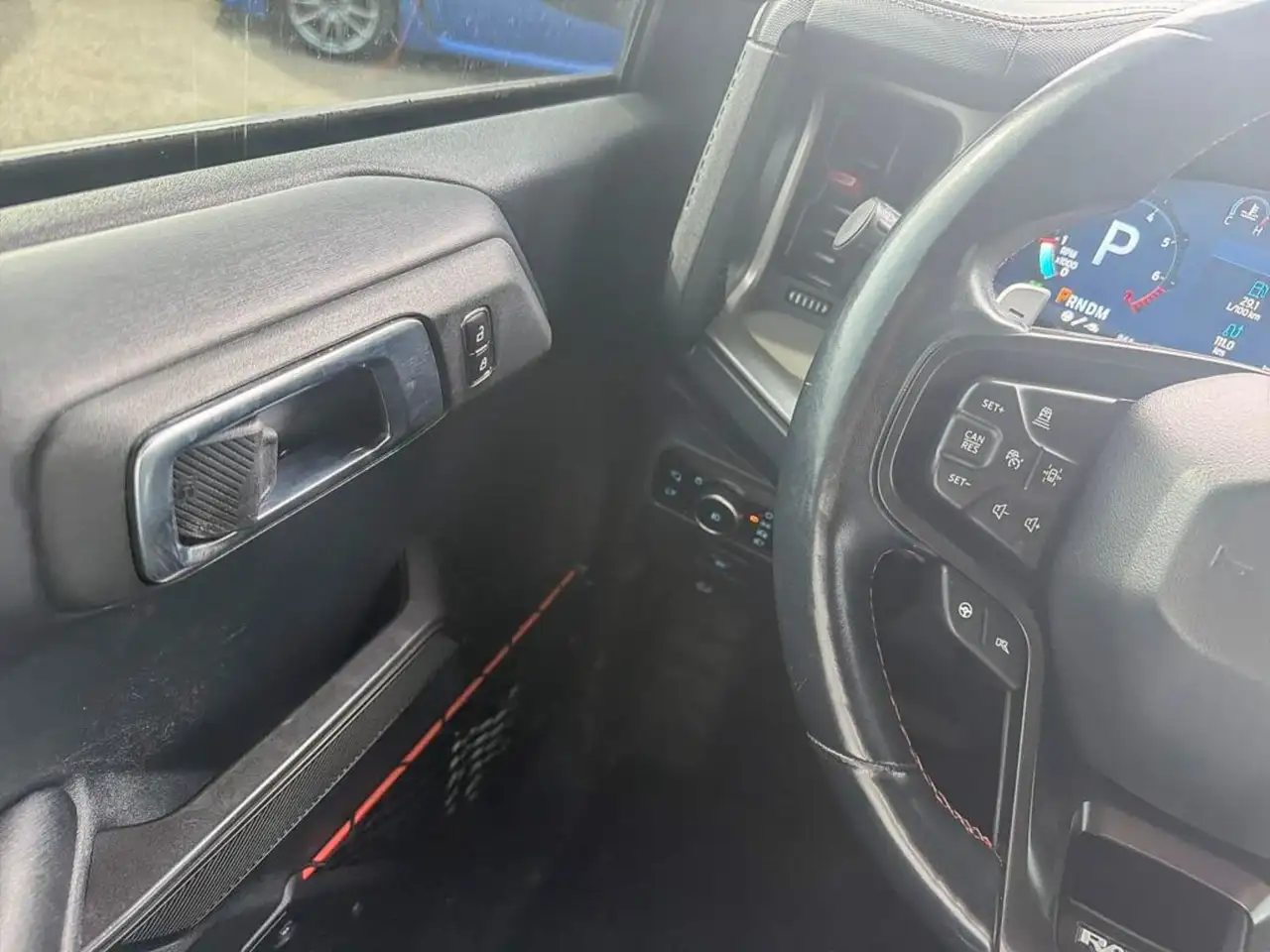 Ford Bronco - Image 17