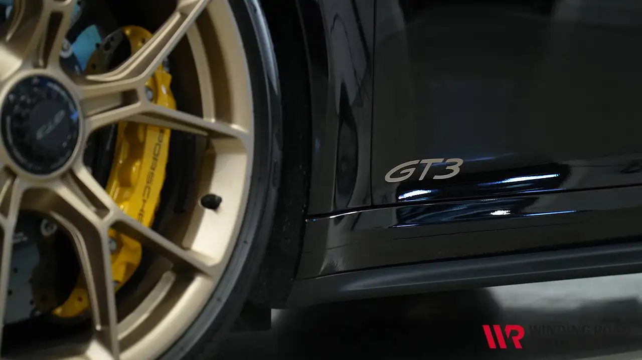 Porsche 911 - Image 13