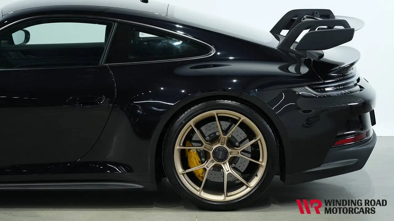 Porsche 911 - Image 5