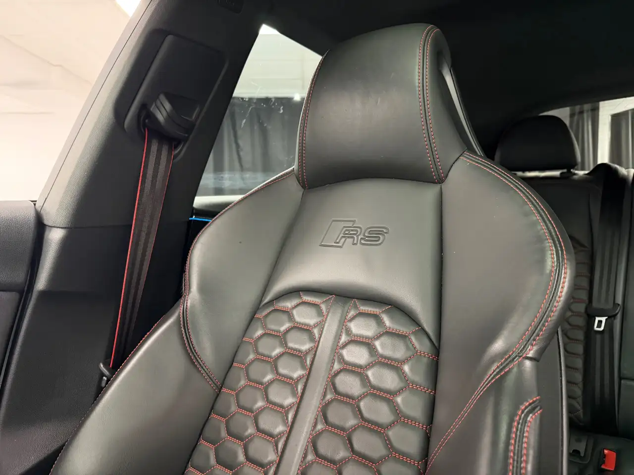 Audi RS5 - Image 24