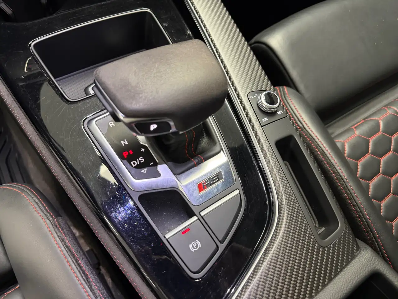 Audi RS5 - Image 26