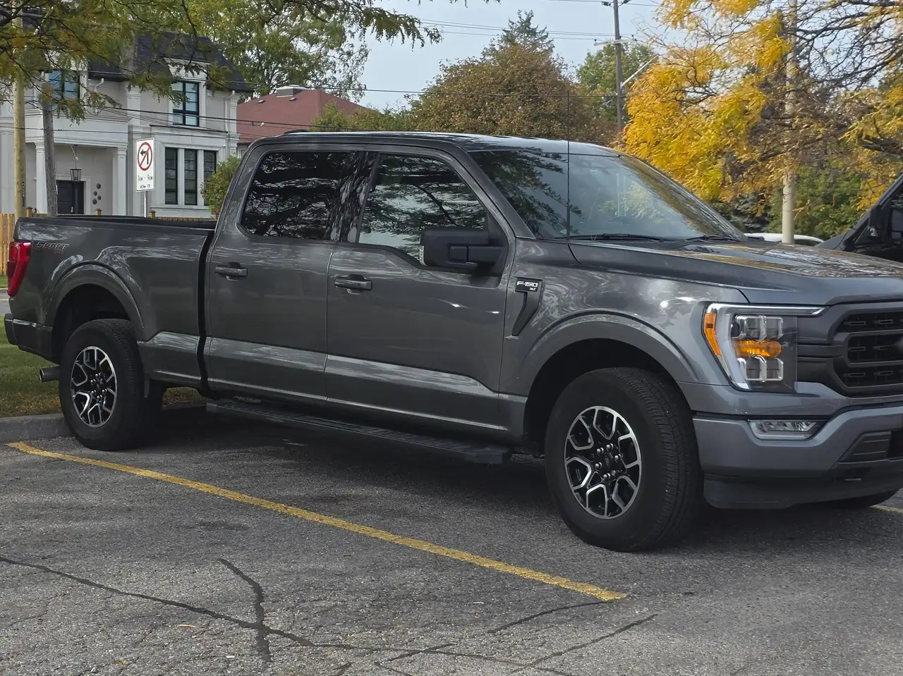 Ford F-150 - Image 1