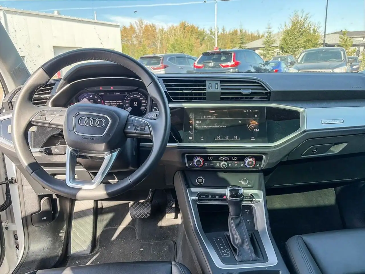 Audi Q3 - Image 24