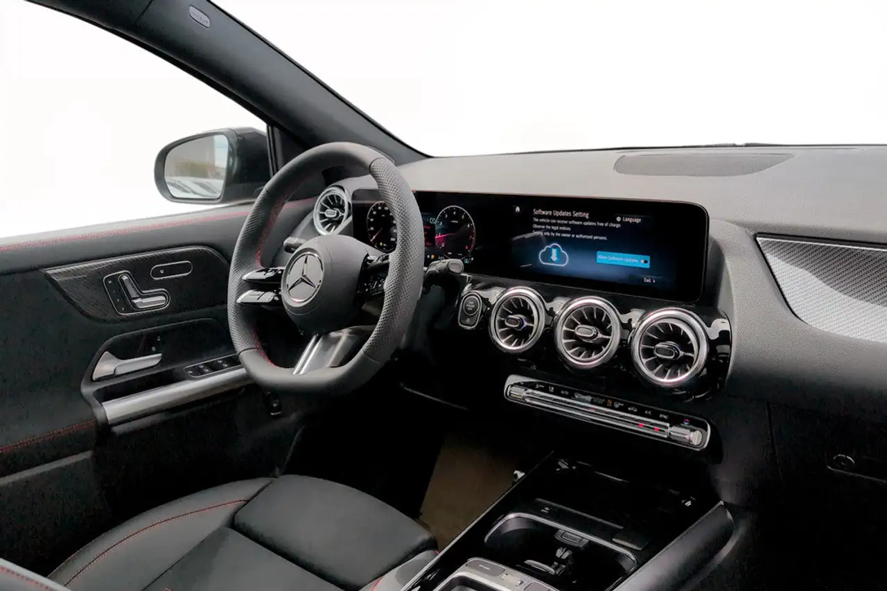 Mercedes-Benz GLA - Image 8
