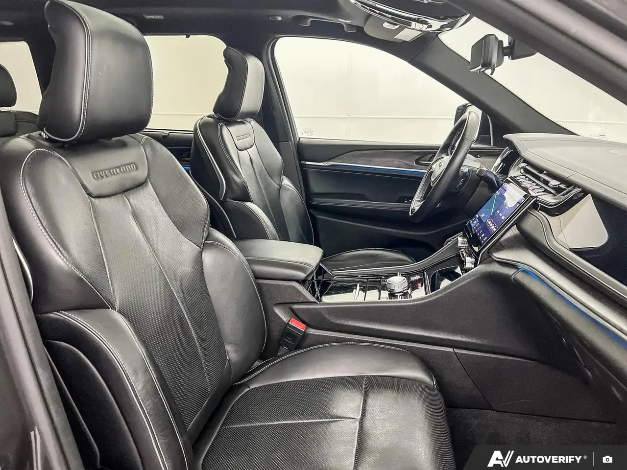 Jeep Grand Cherokee - Image 22