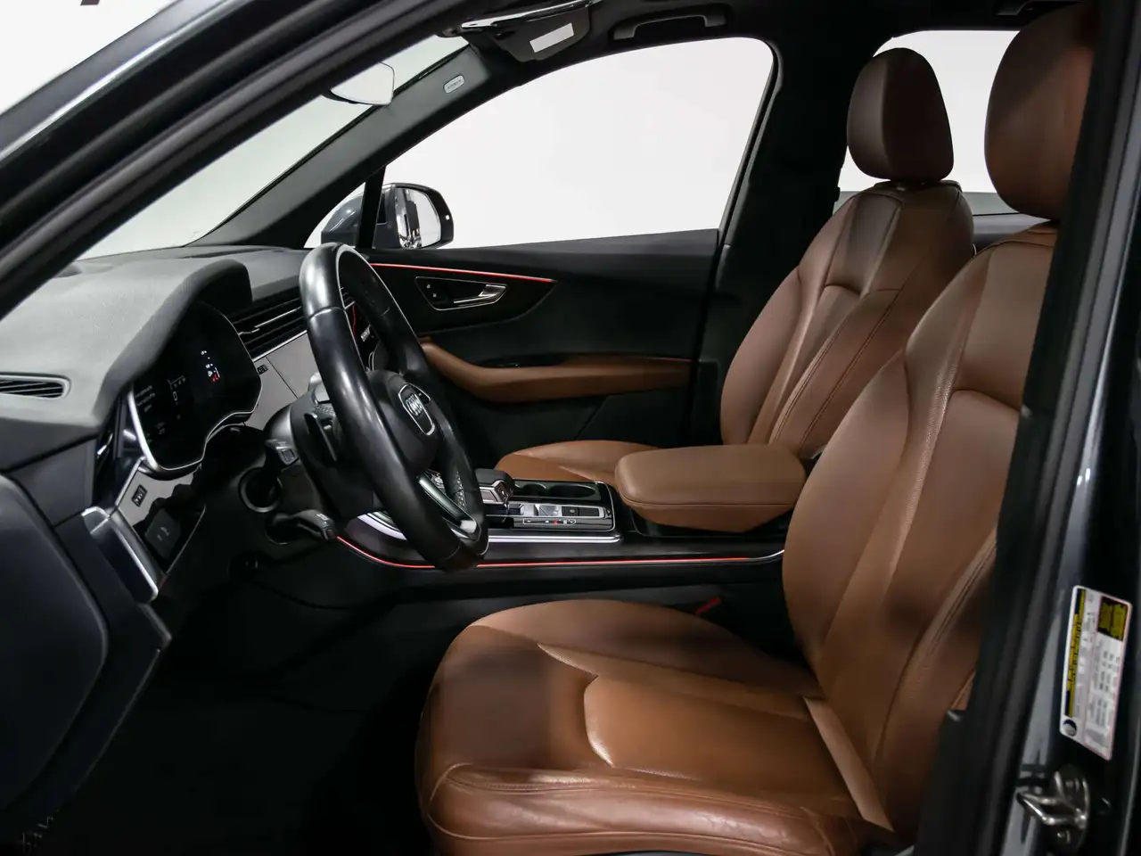 Audi Q7 - Image 10