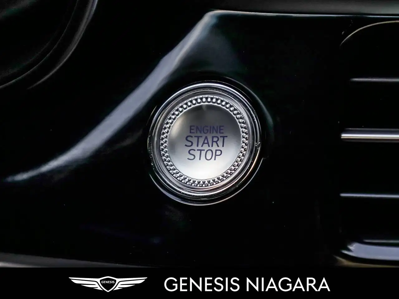Genesis G70 - Image 30