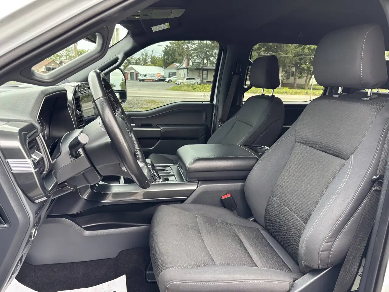Ford F-150 - Image 10