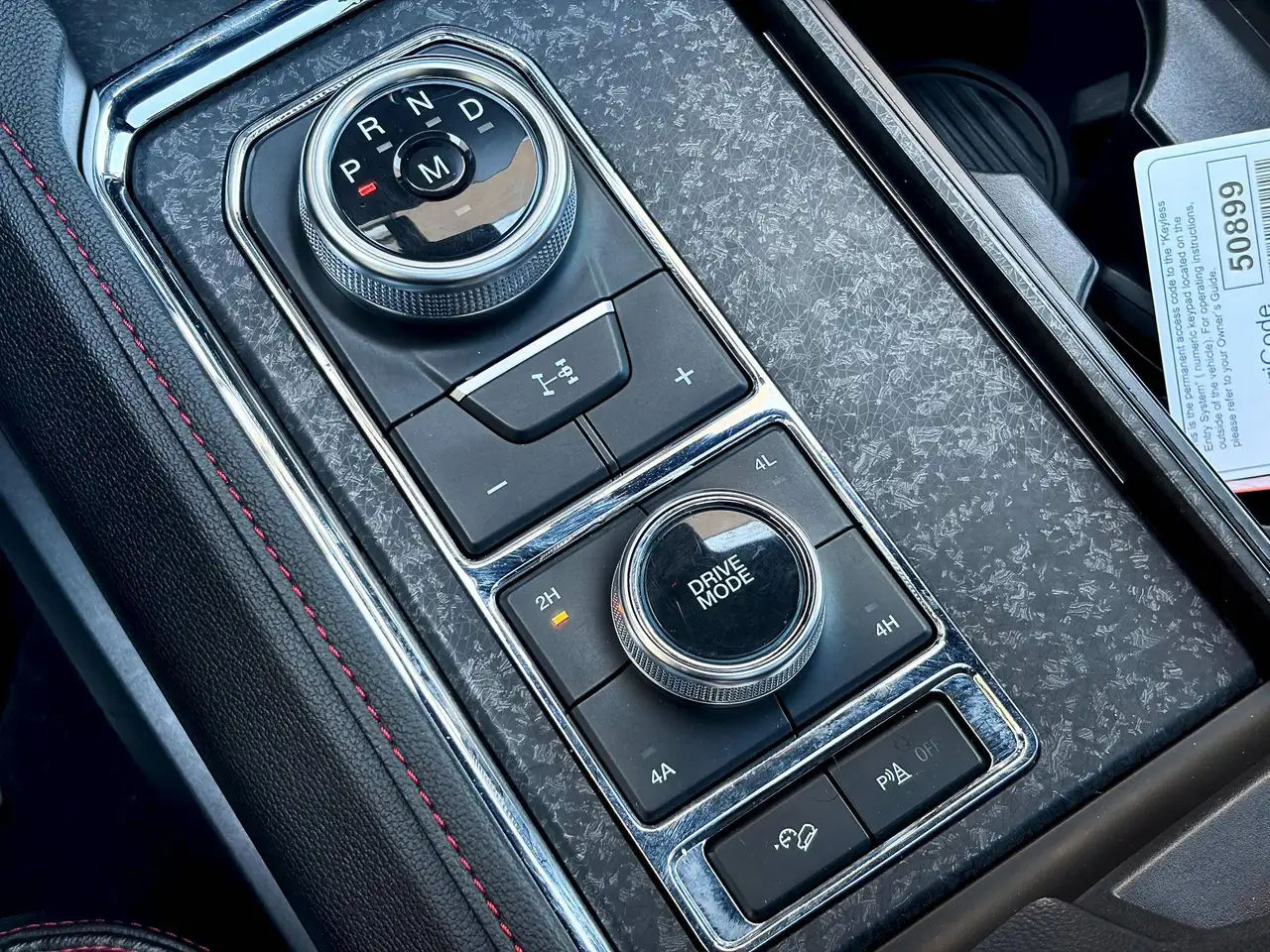 Ford Expedition - Image 24