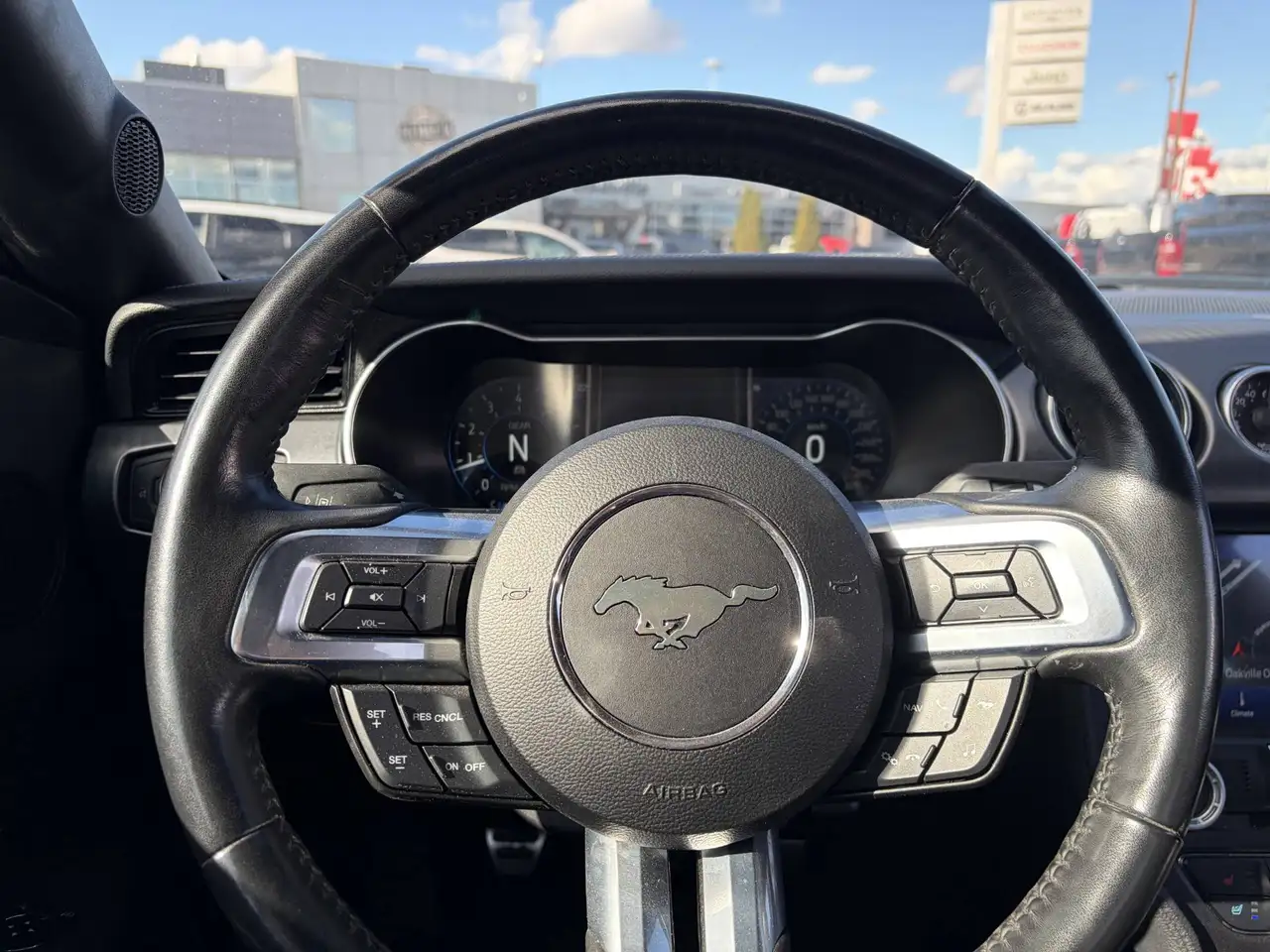 Ford Mustang - Image 7