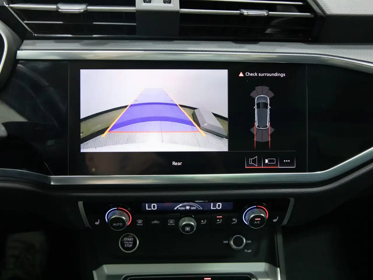 Audi Q3 - Image 29