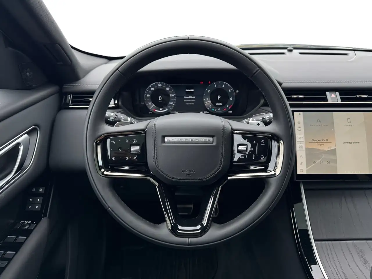 Land Rover Range Rover Velar - Image 12