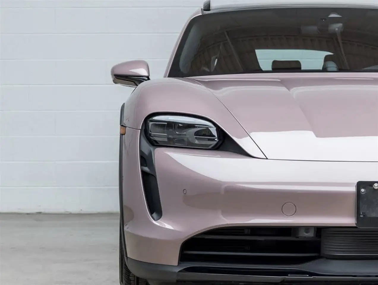 Porsche Taycan - Image 3