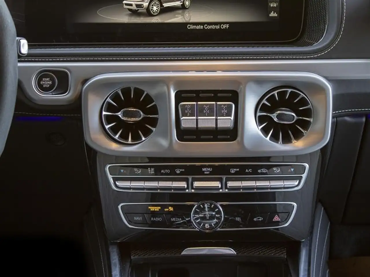 Mercedes-Benz G-Class - Image 15