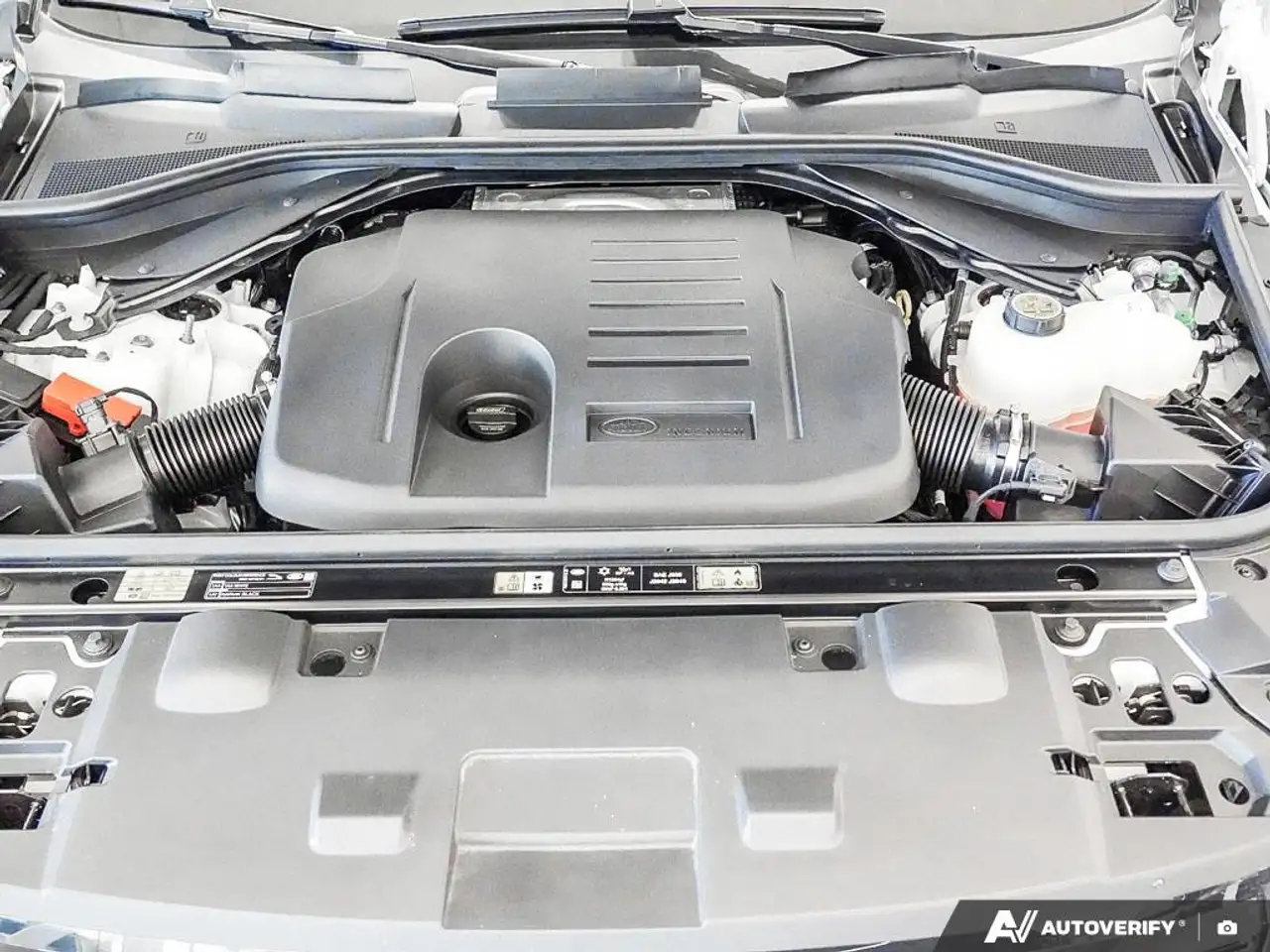 Land Rover Range Rover Sport - Image 7