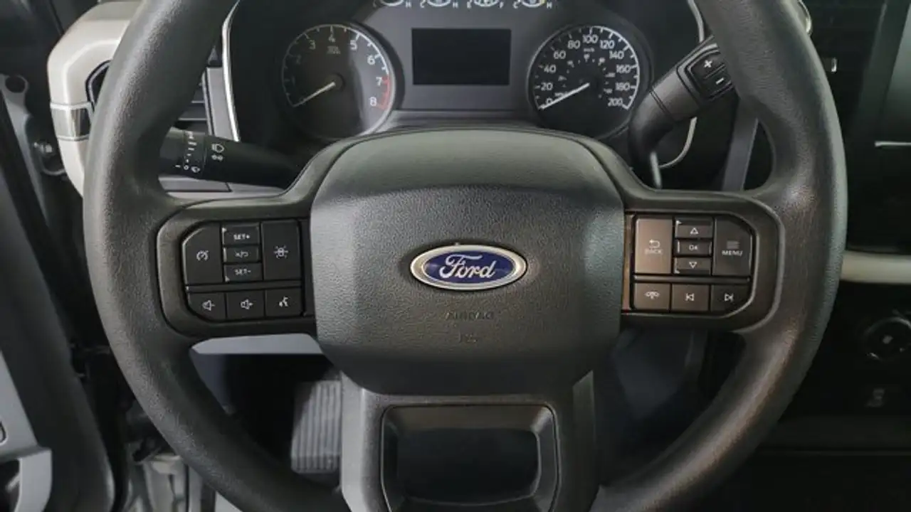 Ford F-150 - Image 22