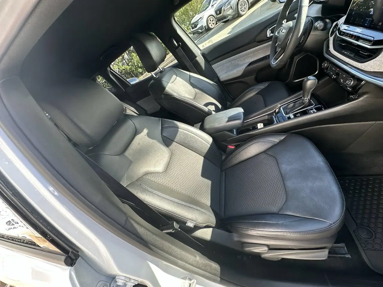 Jeep Compass - Image 24