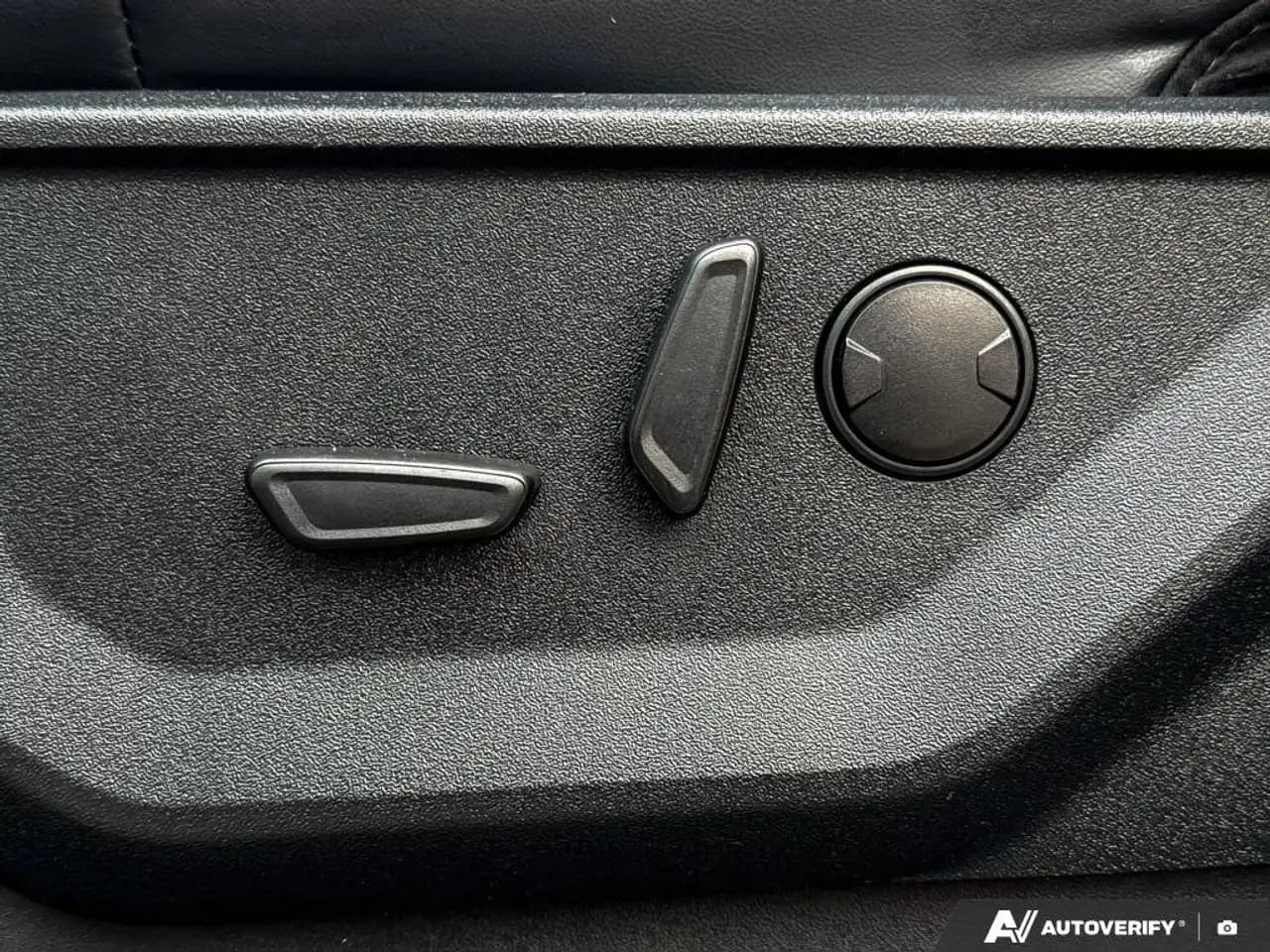 Ford F-150 - Image 17
