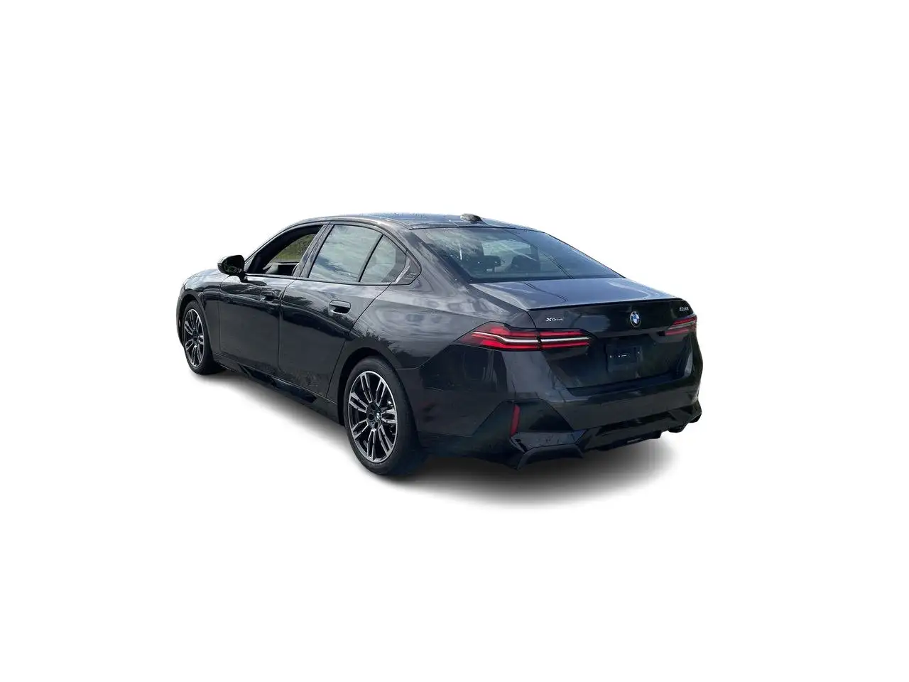 BMW 5 Series - Image 11