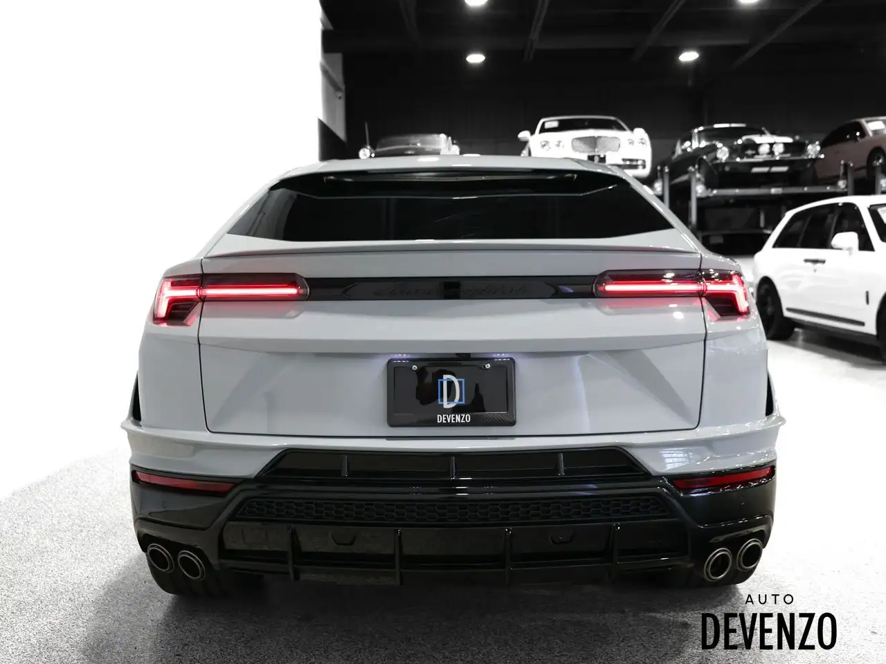 Lamborghini Urus - Image 5