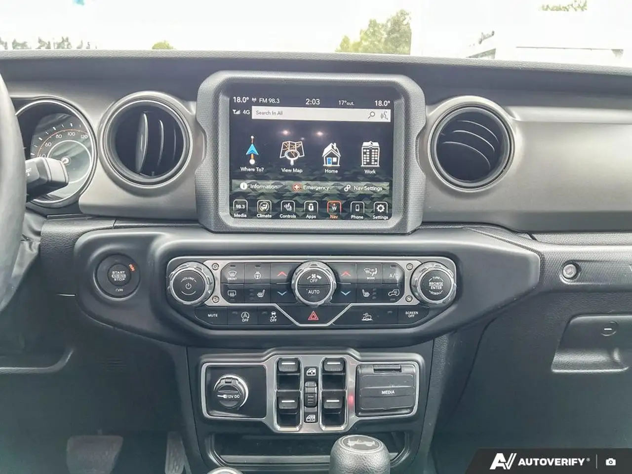 Jeep Wrangler - Image 18
