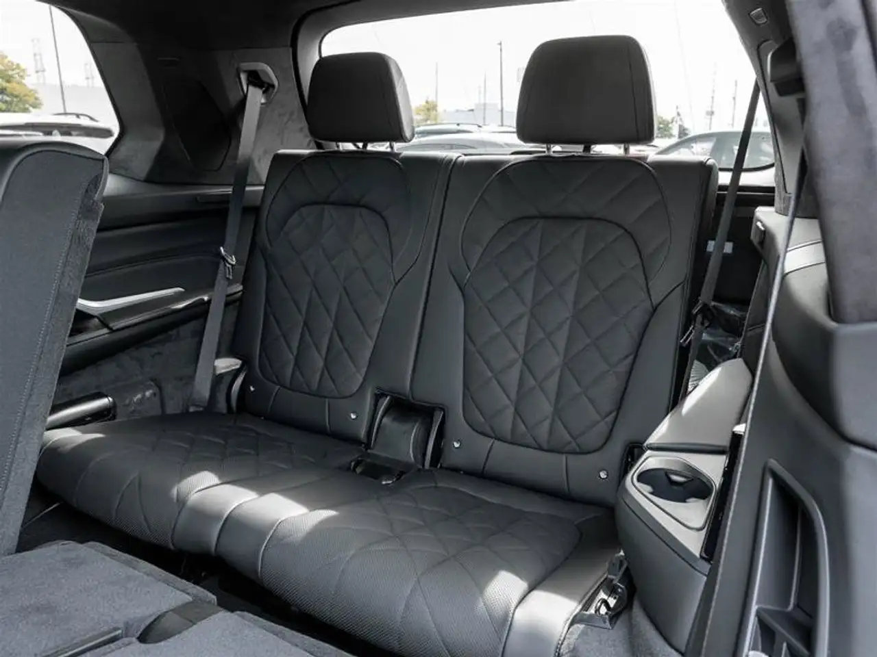 BMW X7 - Image 32
