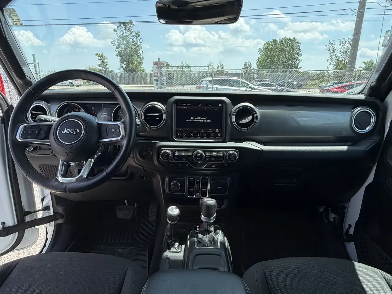 Jeep Wrangler - Image 15